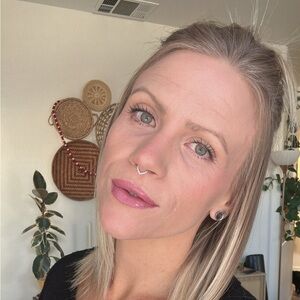 Meet your Posher, Leisha